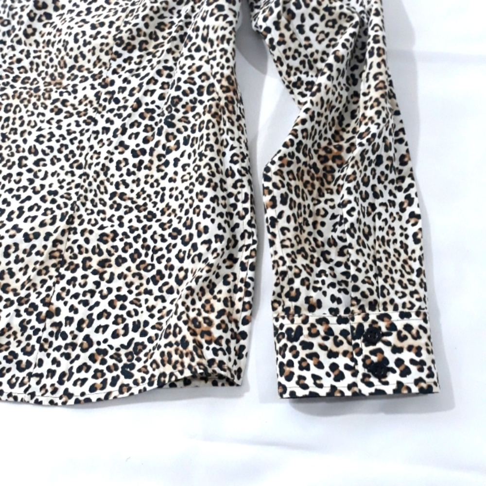 Chico's 100% Cotton Leopard Print Button-Up Shirt With Sleeves Size 2 (Large) - Picture 11 of 13
